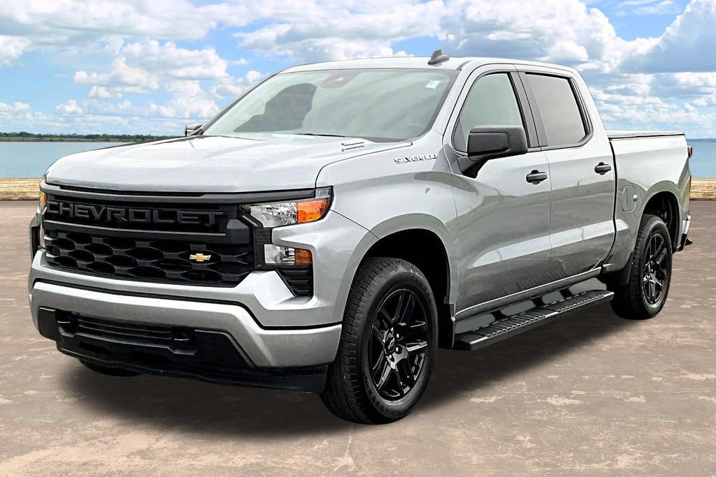 Used 2026 Chevrolet Silverado 1500 Custom AWD/4WD image 4