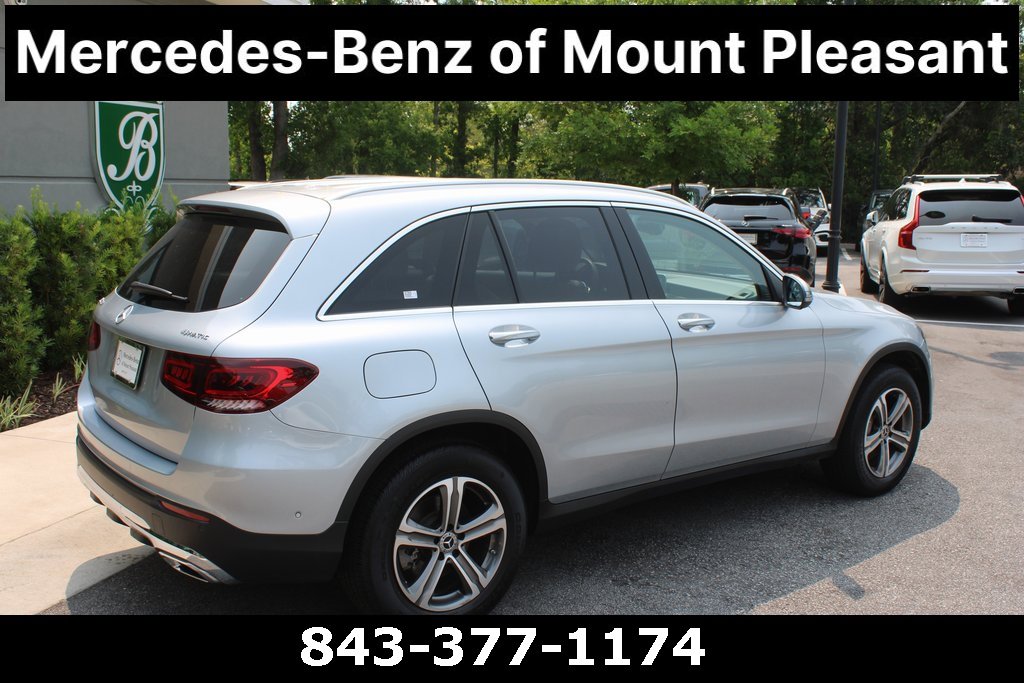 Used 2022 Mercedes-Benz GLC 300 4MATIC w/ Driver Assistance Package image 4