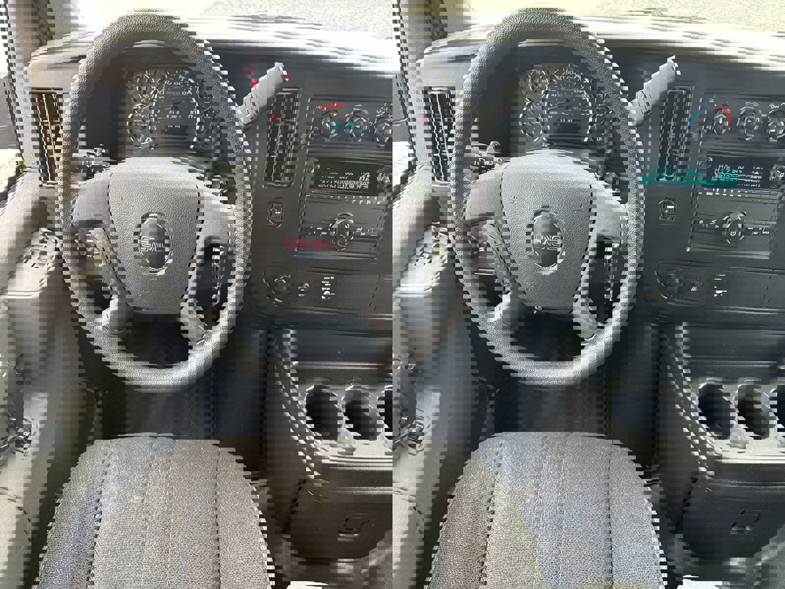 Used 2024 GMC Savana 2500 w/ Driver Convenience Package image 27