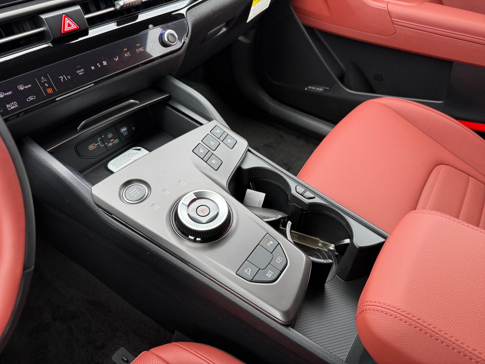 New 2027 Kia Sportage SX Prestige AWD/4WD image 13
