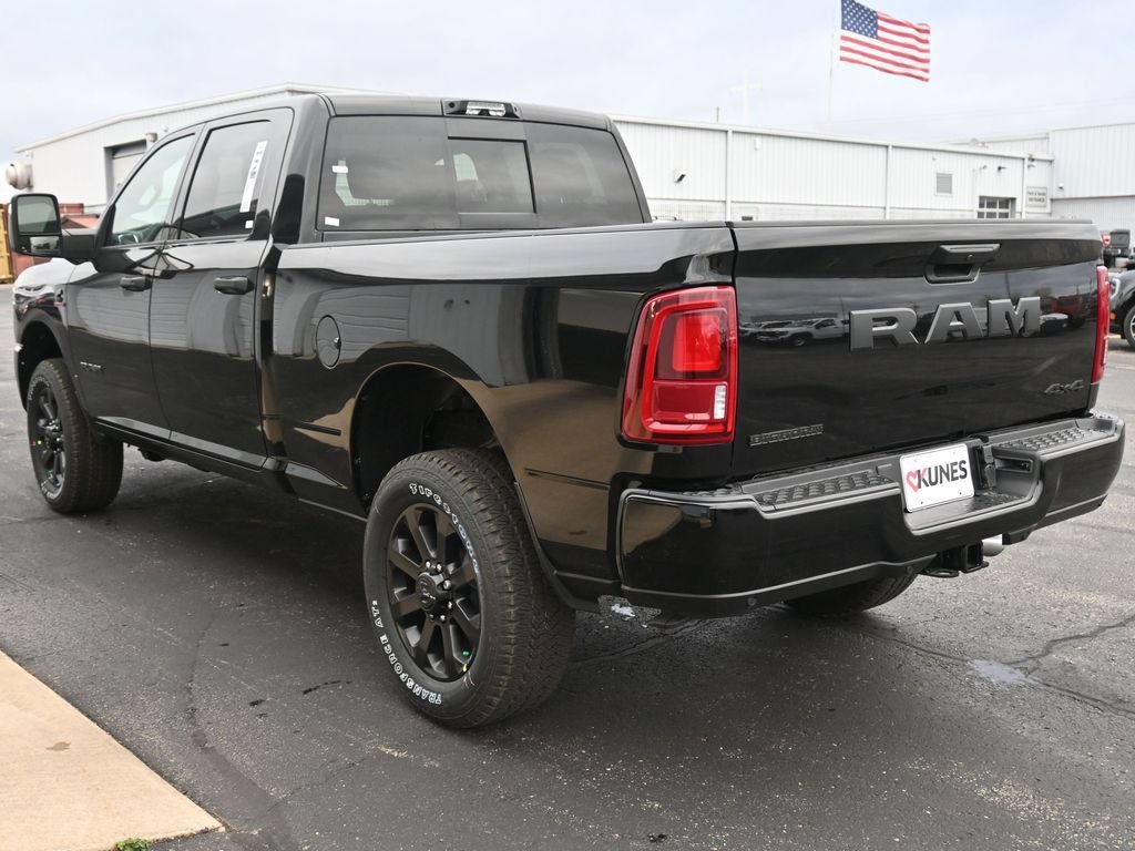 New 2026 RAM 2500 Big Horn AWD/4WD image 8