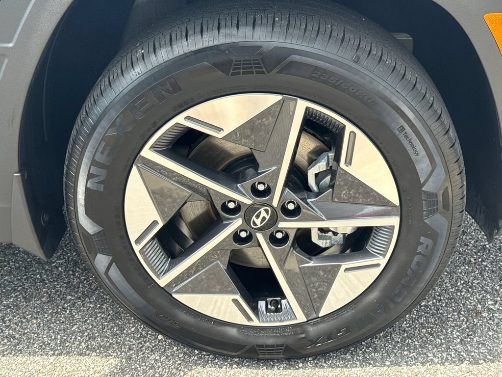 Certified 2025 Hyundai Tucson SEL AWD/4WD image 12