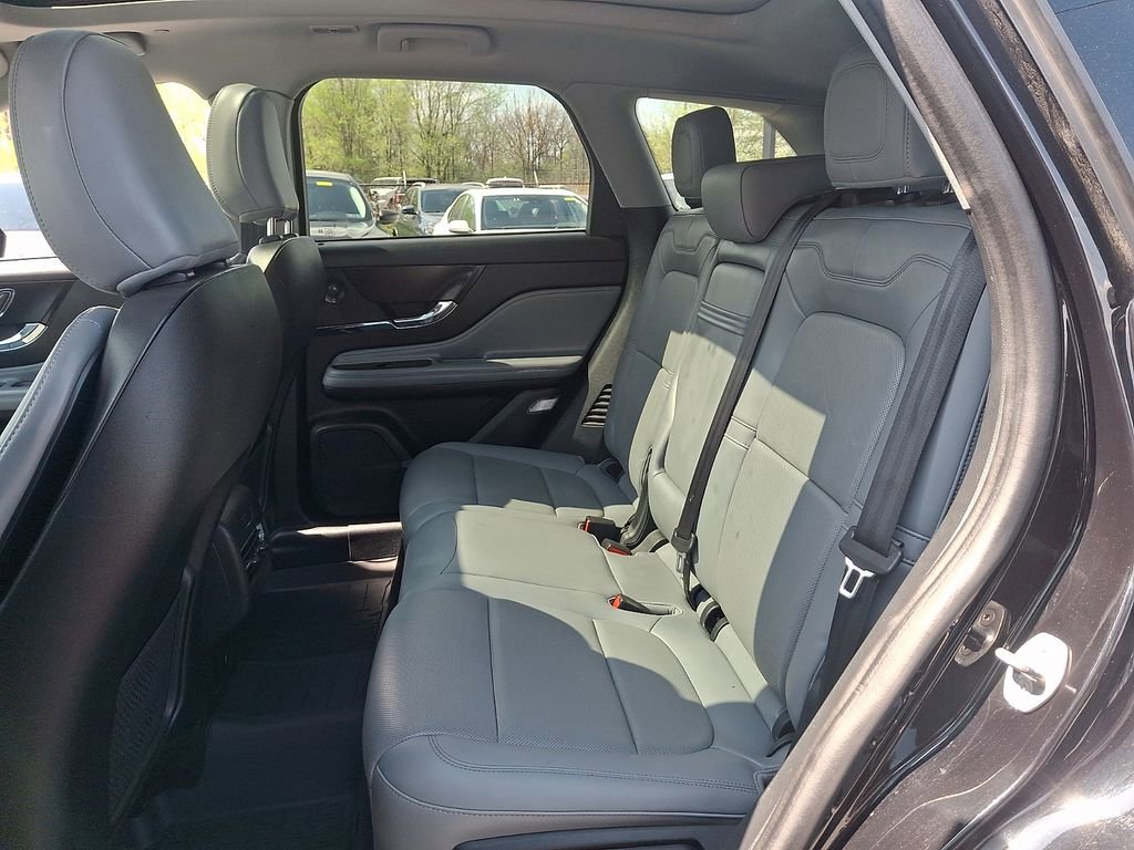 Used 2021 Lincoln Corsair Reserve w/ Equipment Group 201A AWD/4WD image 12