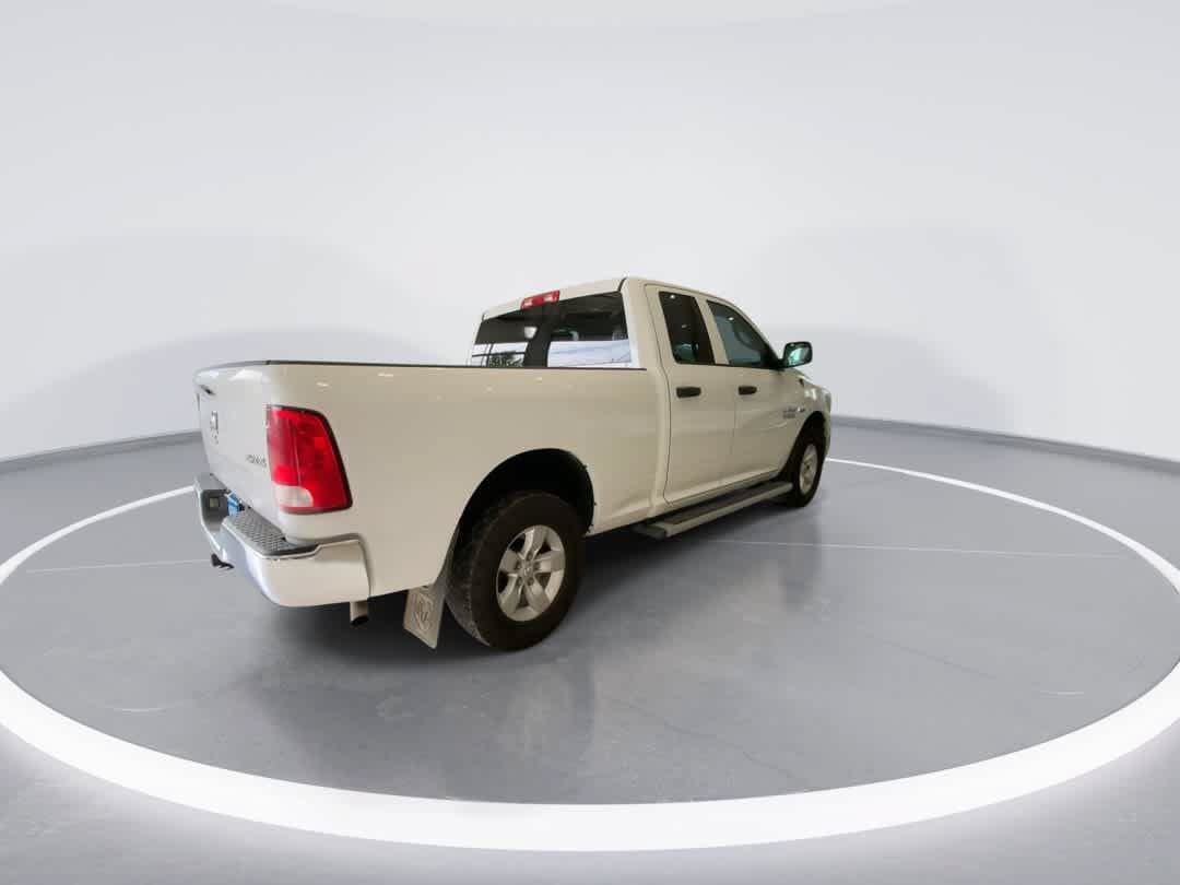 Used 2017 RAM 1500 ST w/ SXT Appearance Group AWD/4WD image 8