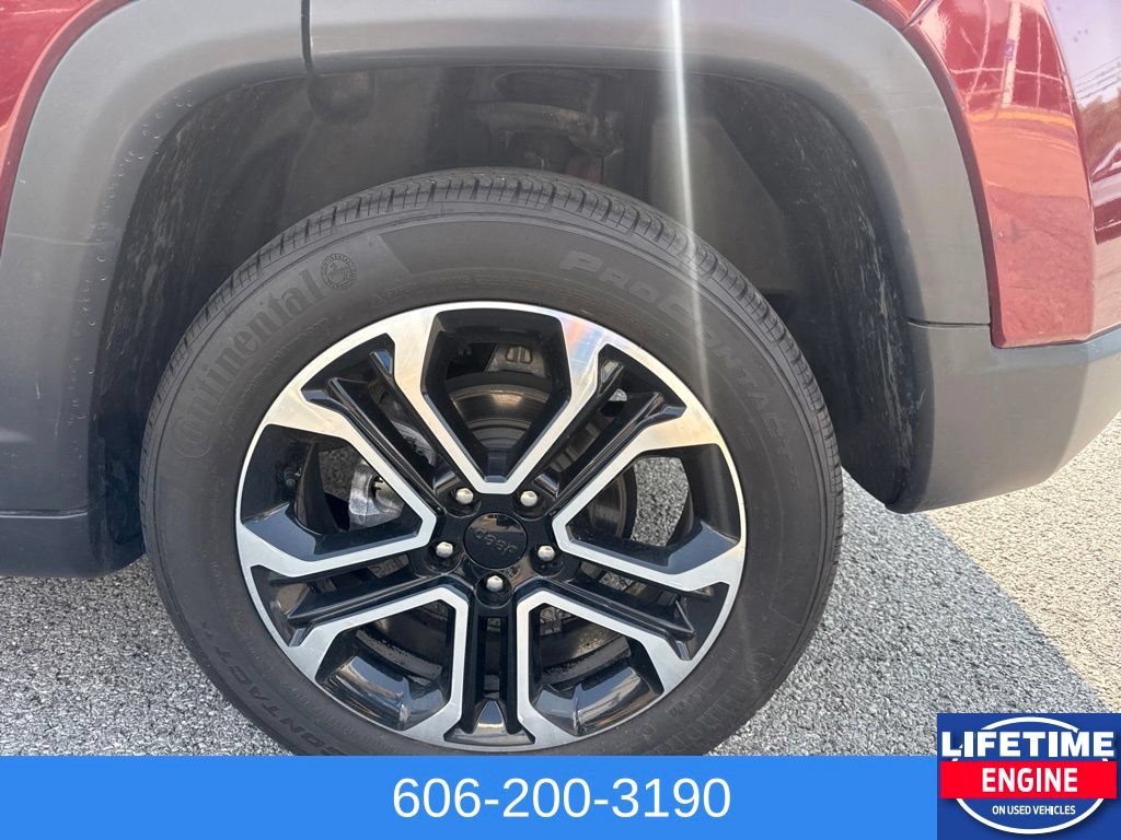 Used 2022 Jeep Compass Limited AWD/4WD image 11