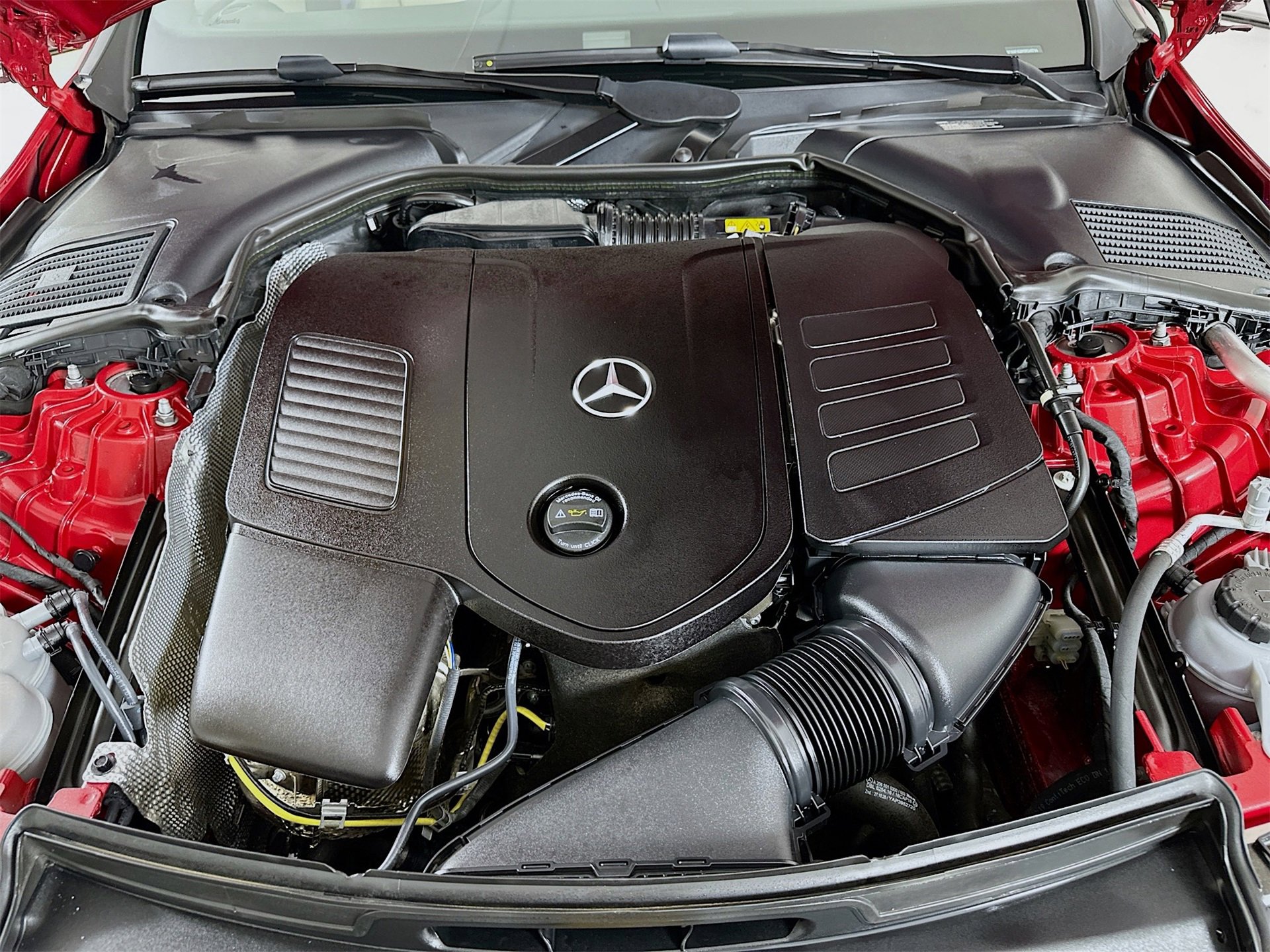 Used 2025 Mercedes-Benz C 300 Sedan image 33