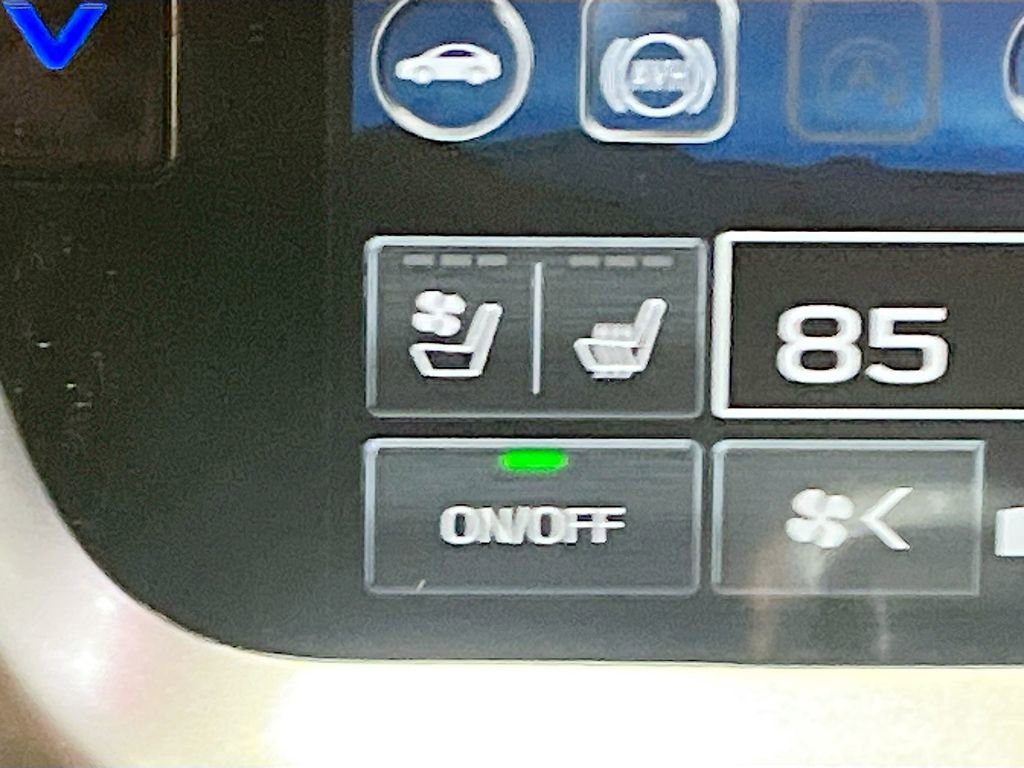 Used 2025 Subaru Legacy Touring XT image 21