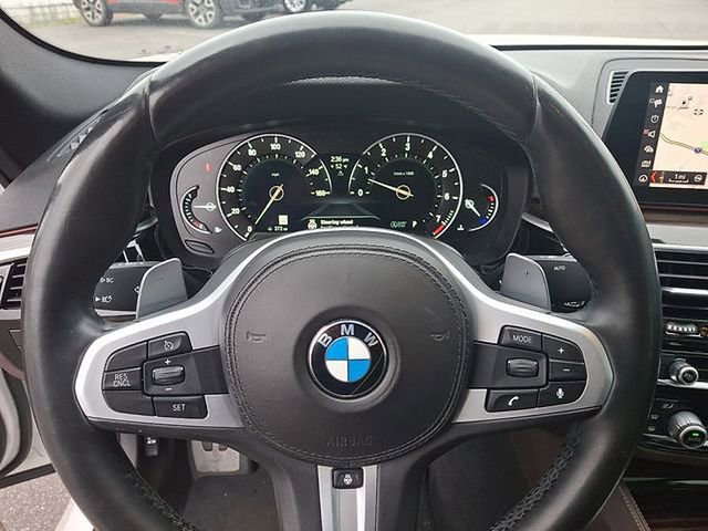 Used 2019 BMW 540i w/ M Sport Package RWD image 18