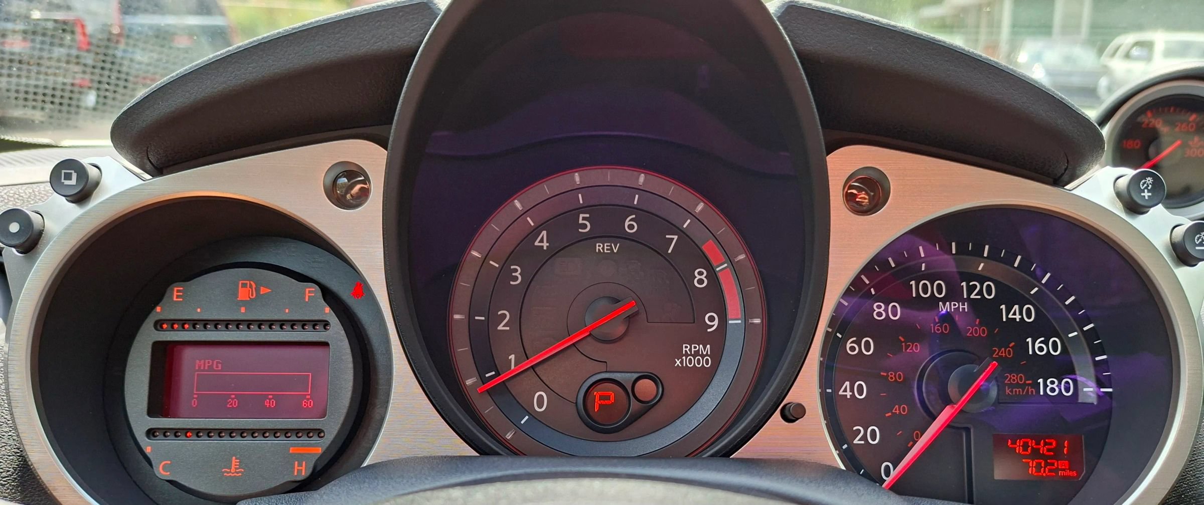 Used 2020 Nissan 370Z Touring Sport RWD image 23