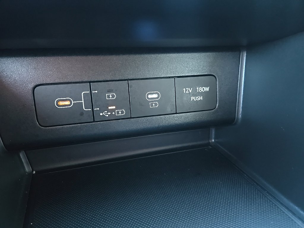 Used 2025 Hyundai Sonata SEL FWD image 19