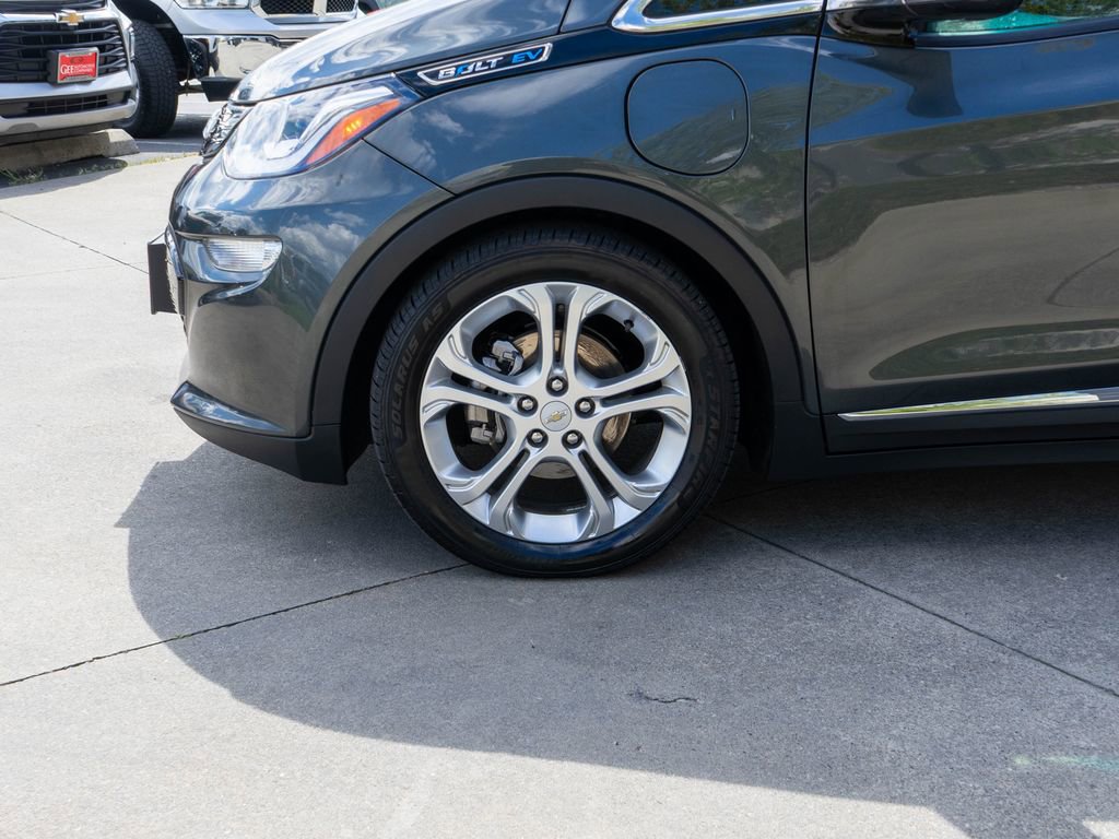 Used 2021 Chevrolet Bolt LT FWD image 27