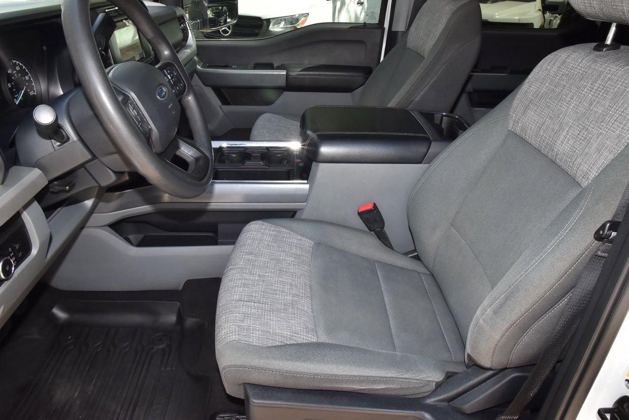 Used 2023 Ford F250 XLT w/ FX4 Off-Road Package image 13