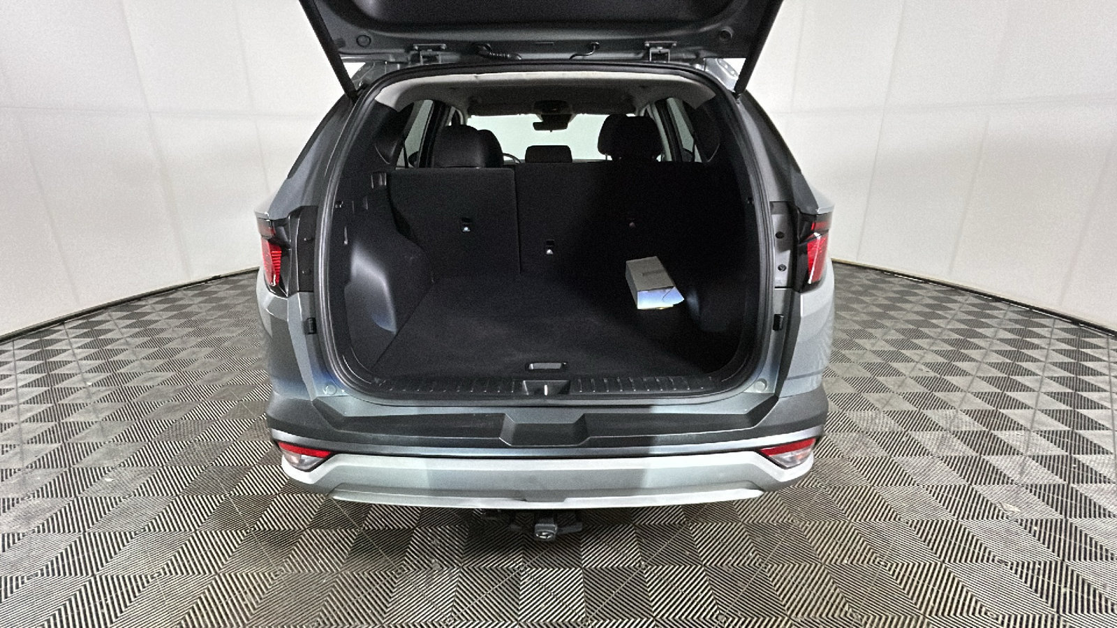 Used 2025 Hyundai Tucson SEL AWD/4WD image 34
