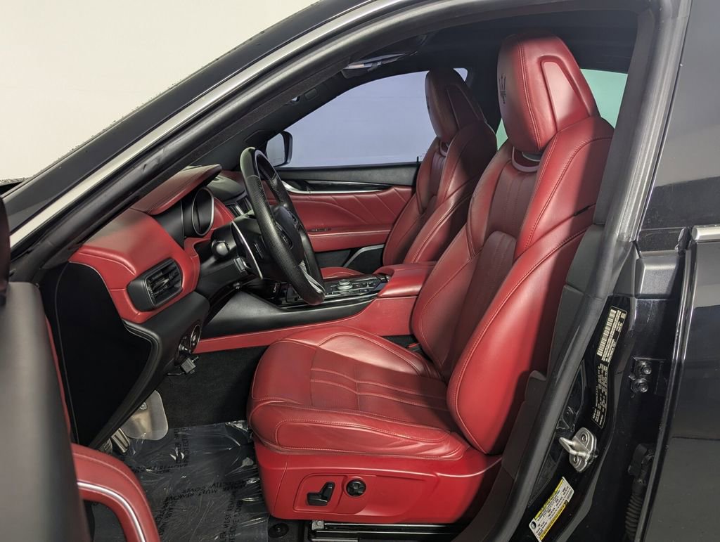 Used 2019 Maserati Levante GranSport image 12