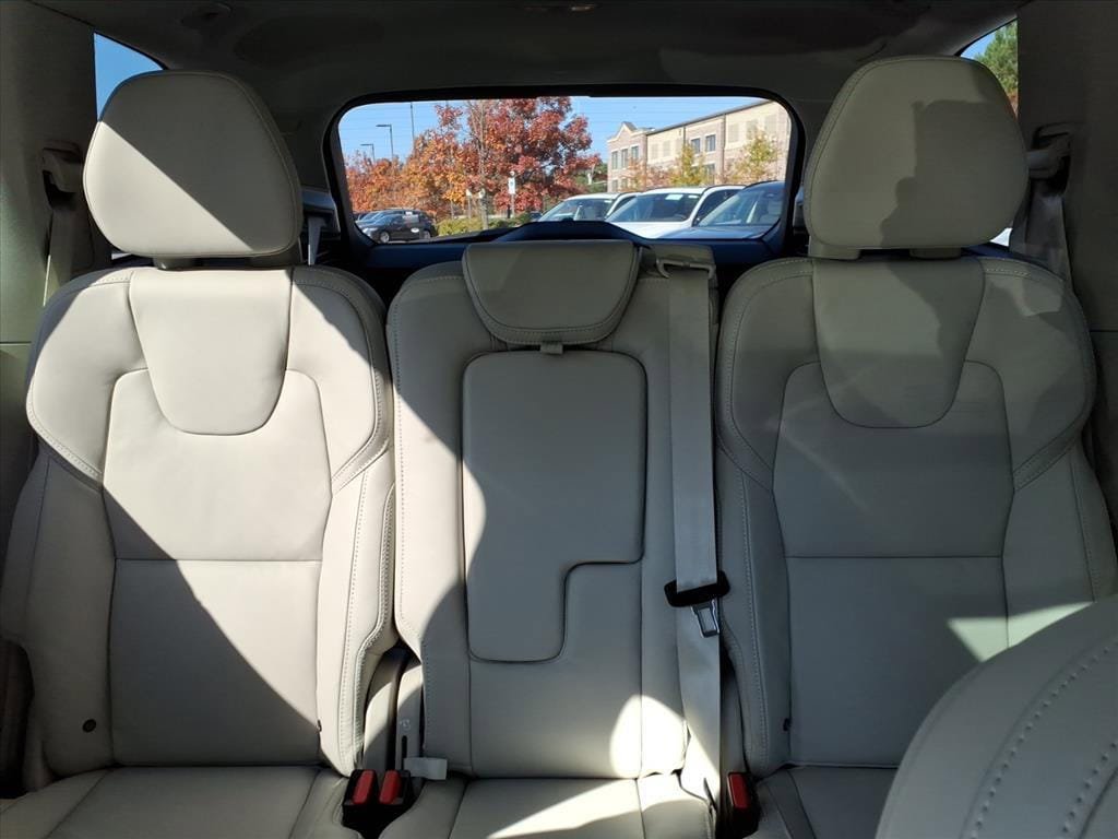 New 2026 Volvo XC90 B6 Ultra w/ Protection Package Premier AWD/4WD image 17