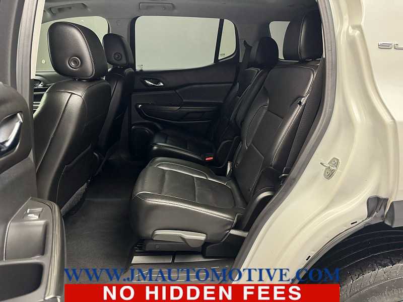 Used 2020 GMC Acadia SLT w/ Driver Alert Package II image 15