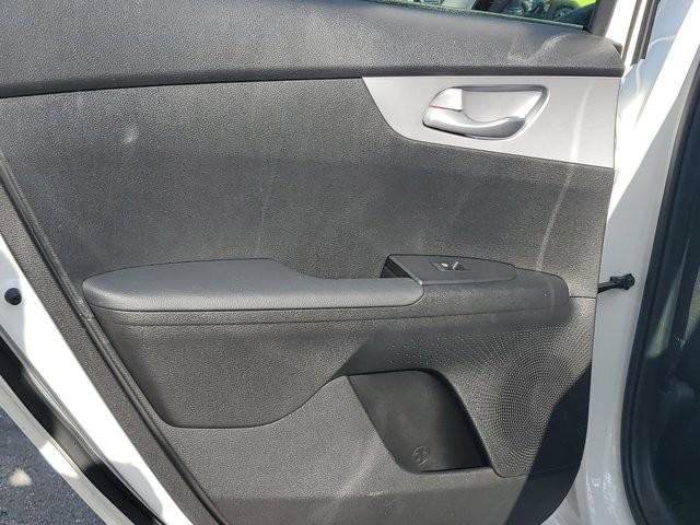 Used 2023 Kia Forte LXS w/ LXS Technology Package image 20