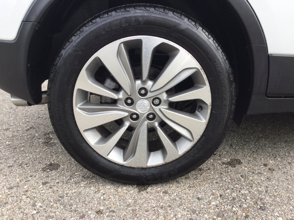Used 2020 Buick Encore Preferred FWD image 10