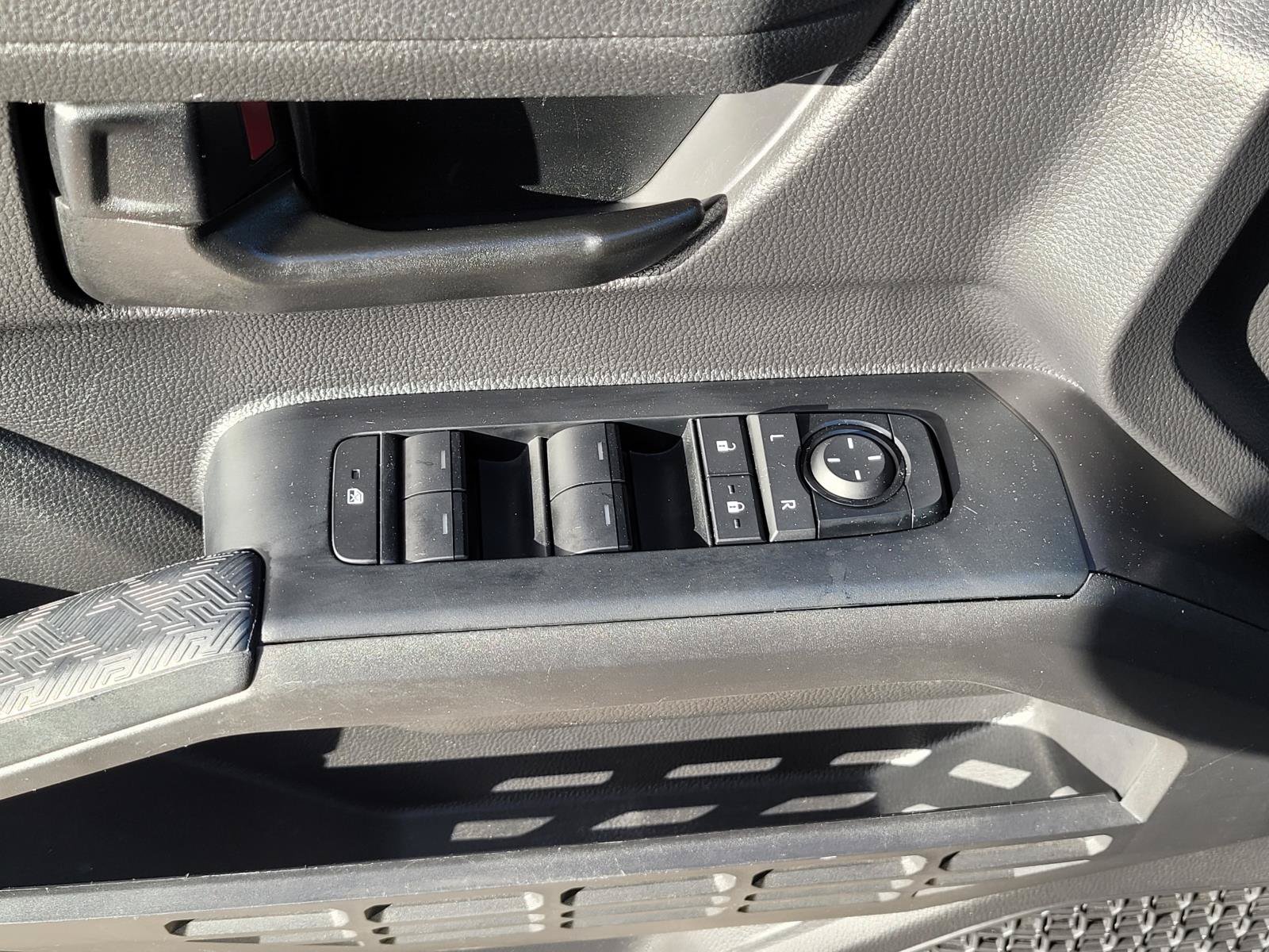 Used 2024 Toyota Tacoma SR RWD image 25