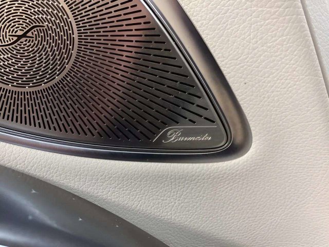 Used 2023 Mercedes-Benz EQS 450+ SUV image 22