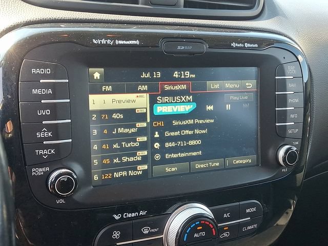 Used 2016 Kia Soul + w/ Audio Package FWD image 18