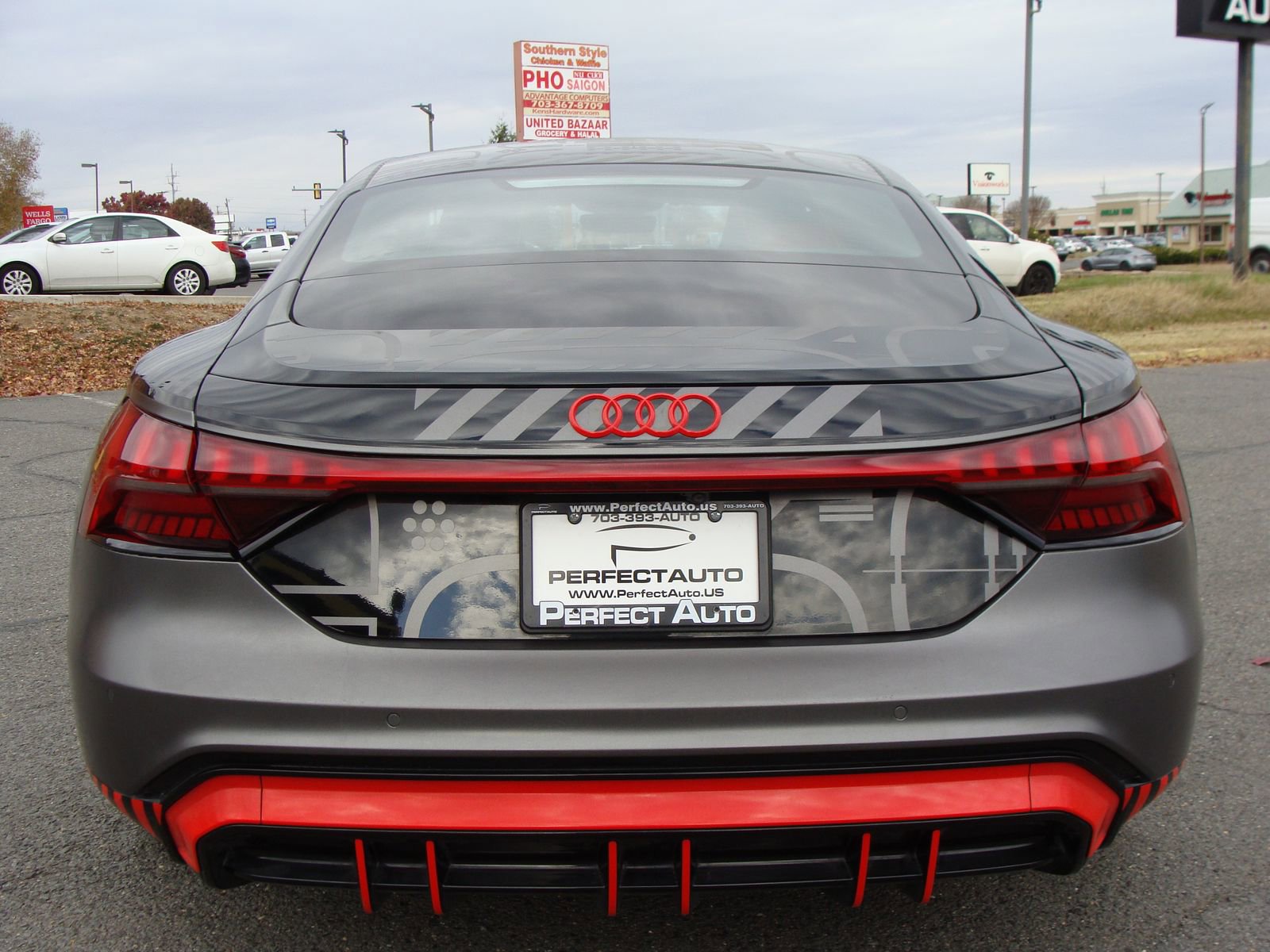 Used 2023 Audi RS e-tron GT AWD/4WD image 5