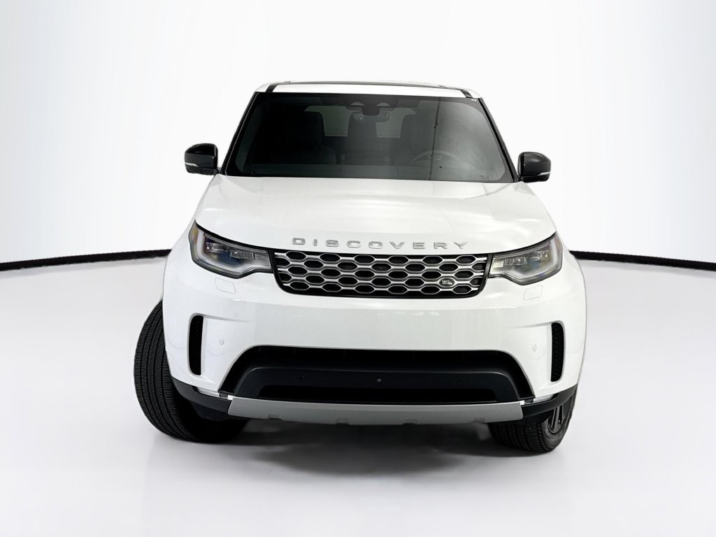 Used 2025 Land Rover Discovery S AWD/4WD image 2