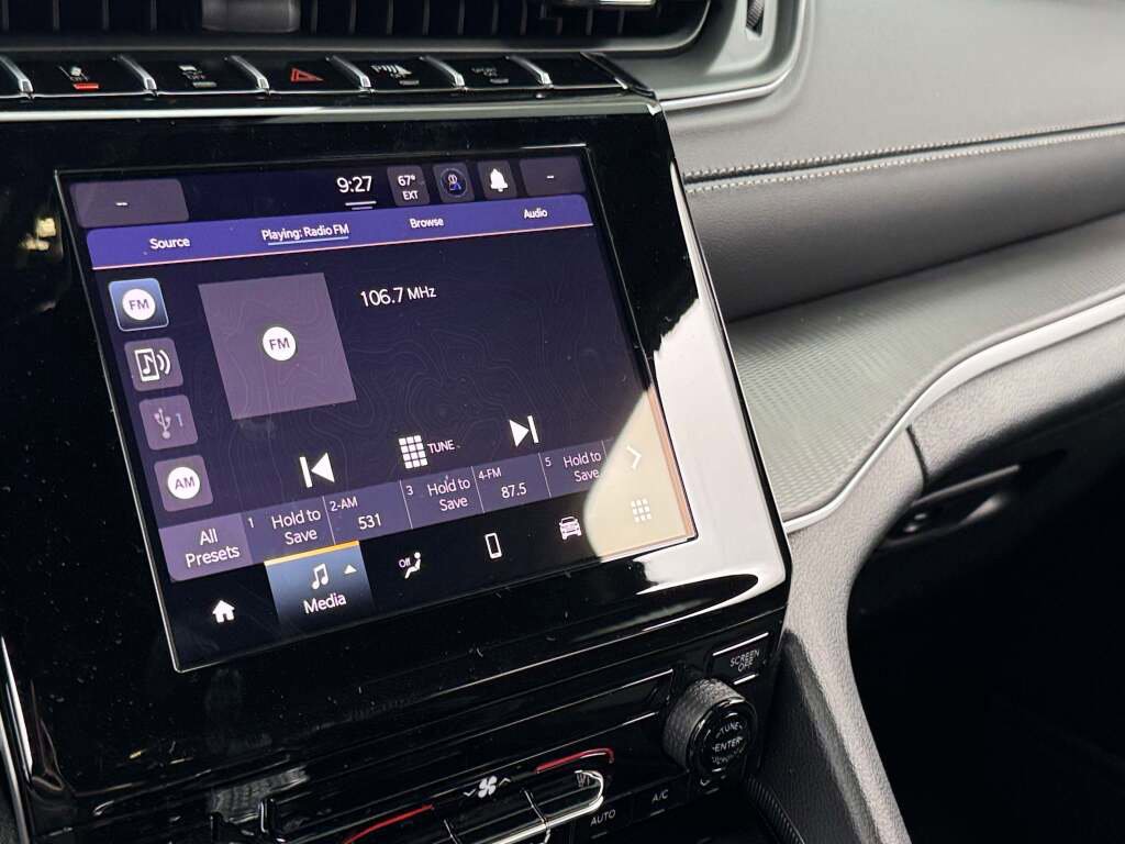 New 2025 Jeep Grand Cherokee L Laredo image 31