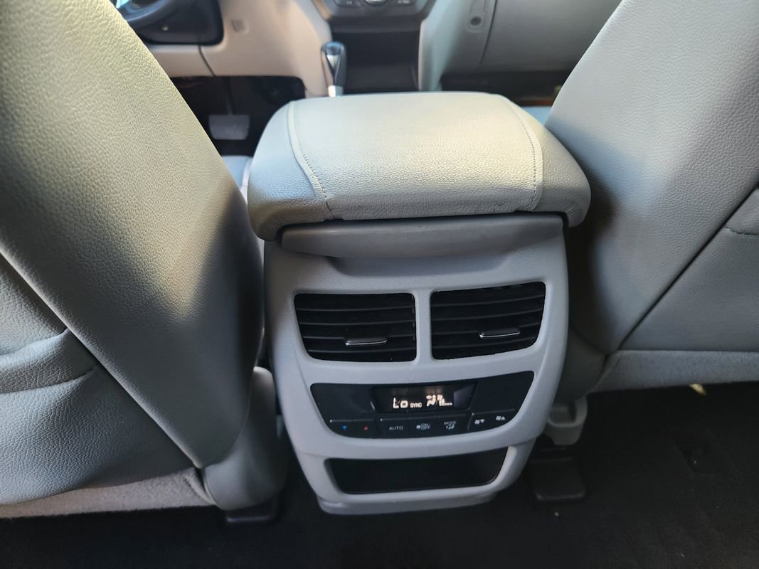 Used 2014 Acura MDX SH-AWD image 11