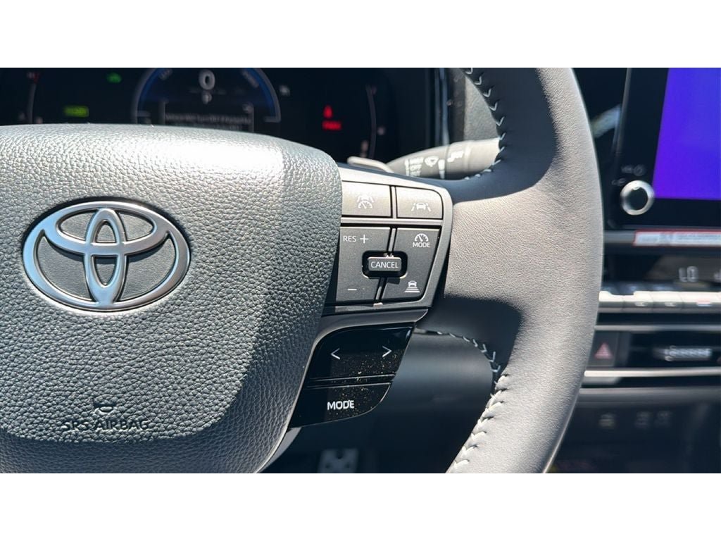 New 2026 Toyota Camry SE FWD image 24