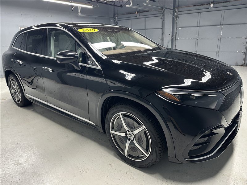 Used 2023 Mercedes-Benz EQS 580 4MATIC SUV image 12