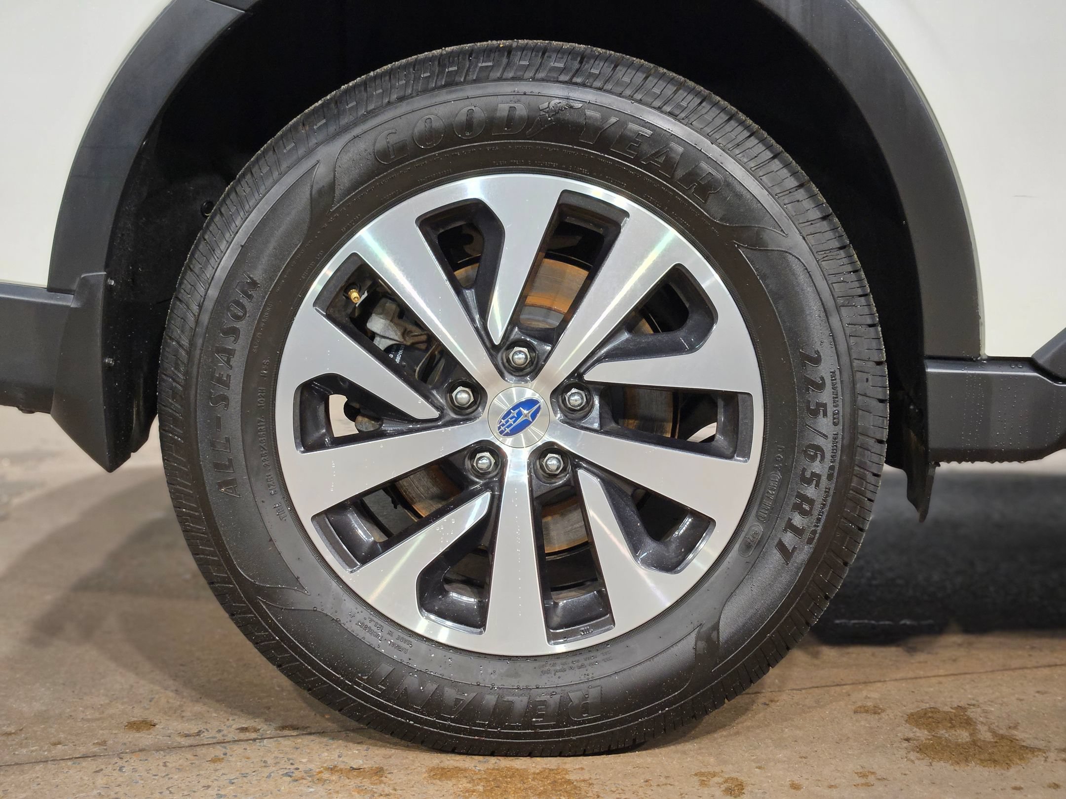 Used 2020 Subaru Outback Premium AWD/4WD image 17