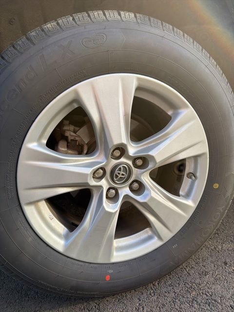 Used 2019 Toyota RAV4 LE w/ Carpet Mat Package image 7