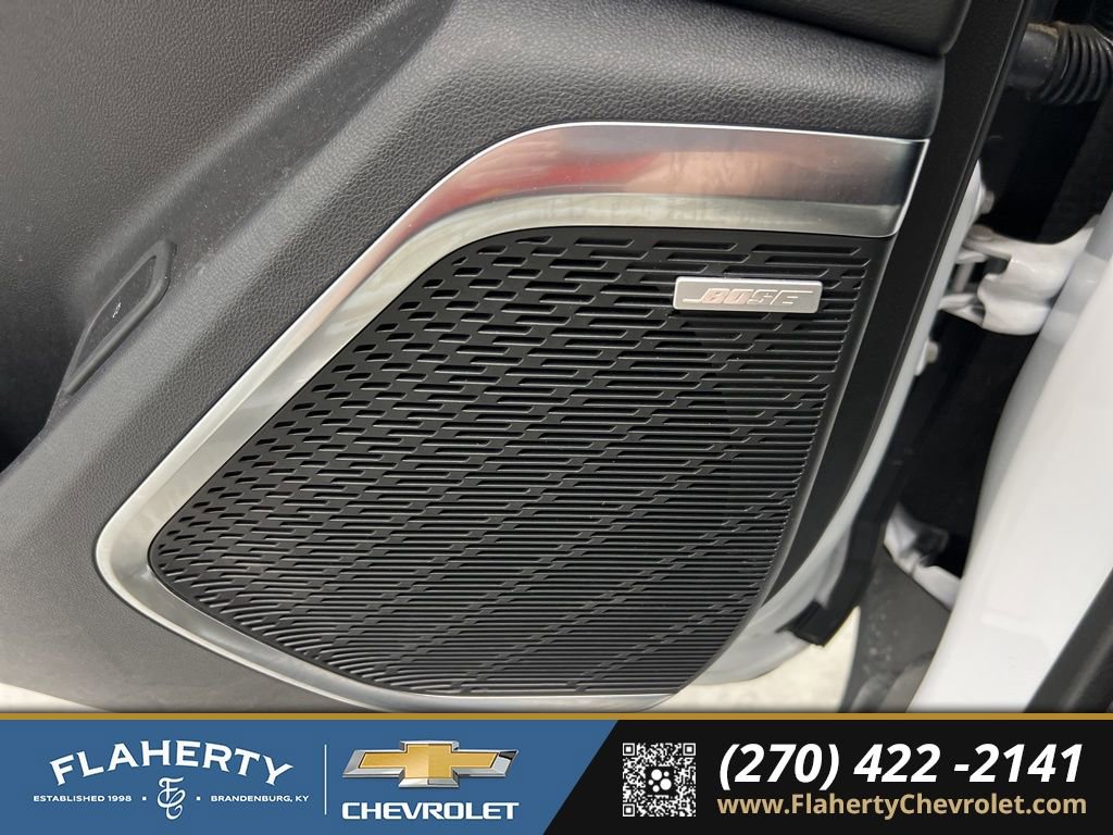 Used 2025 Buick Enclave Preferred AWD/4WD image 24