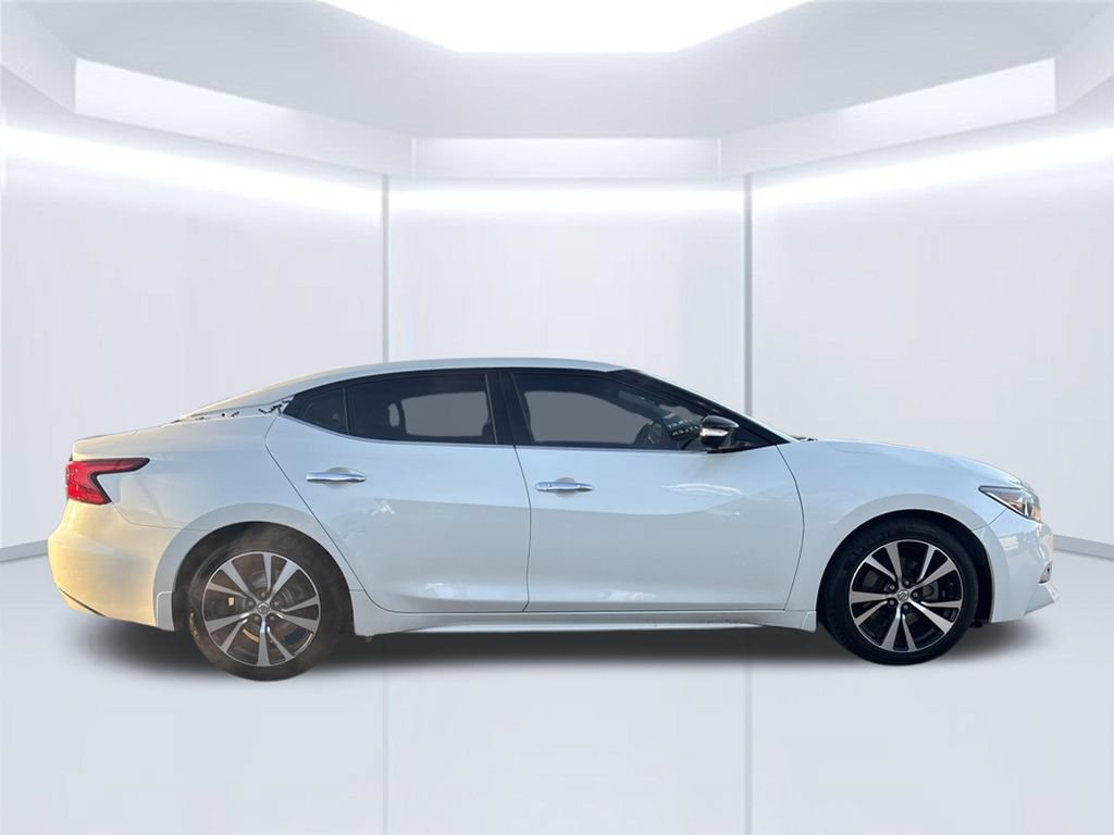 Used 2018 Nissan Maxima Platinum FWD image 6