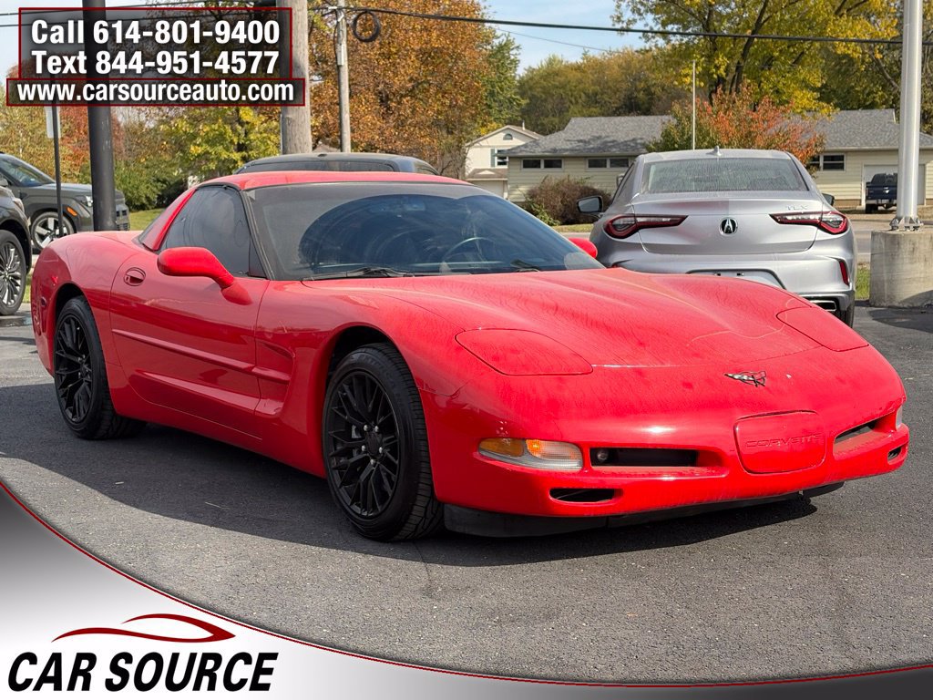 Used 1999 Chevrolet Corvette Coupe w/ Performance Handling Pkg RWD image 3