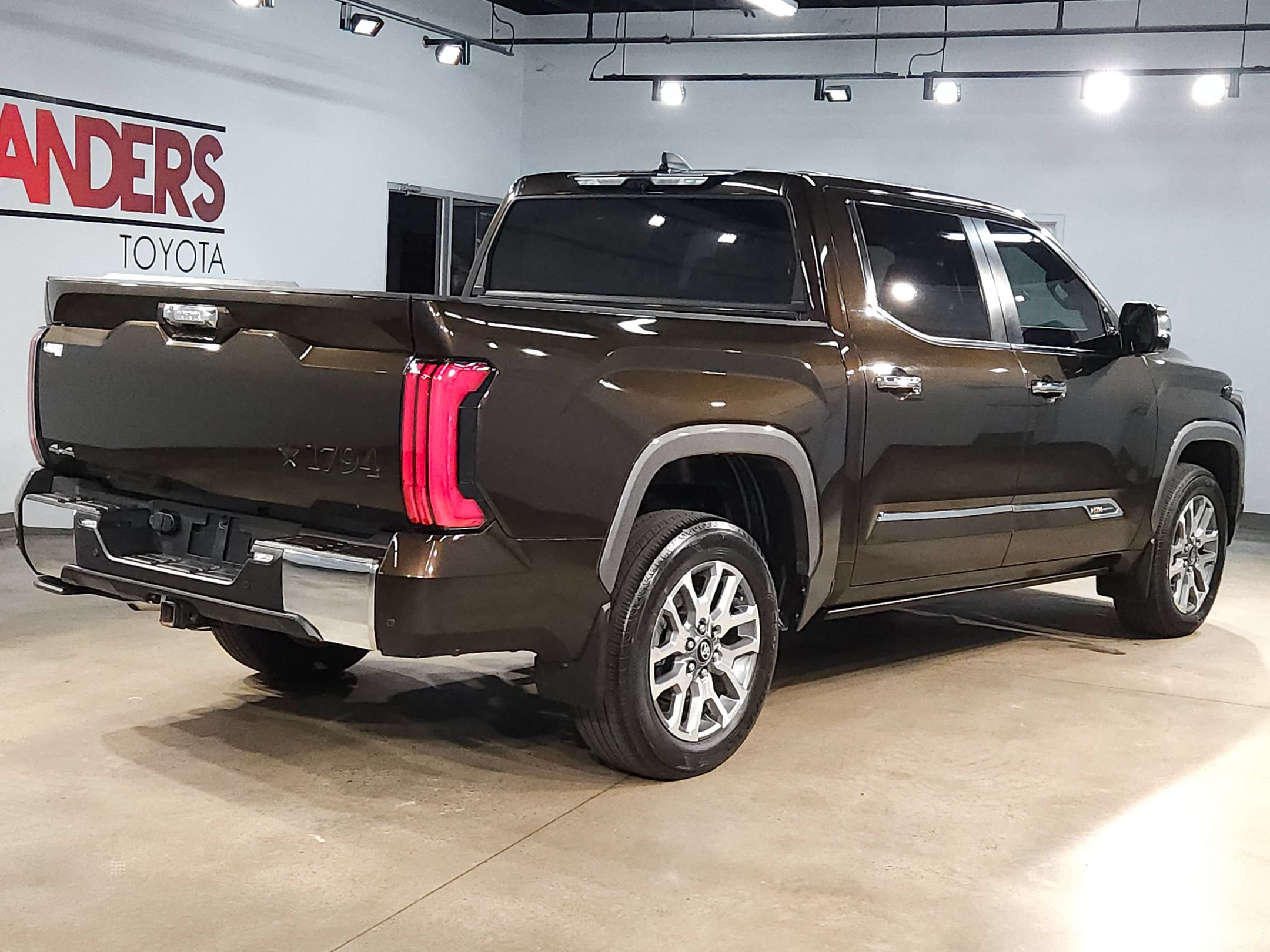 Used 2025 Toyota Tundra 1794 Edition AWD/4WD image 7