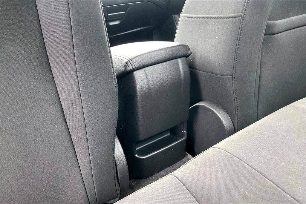 Used 2018 Ford Focus SE FWD image 12
