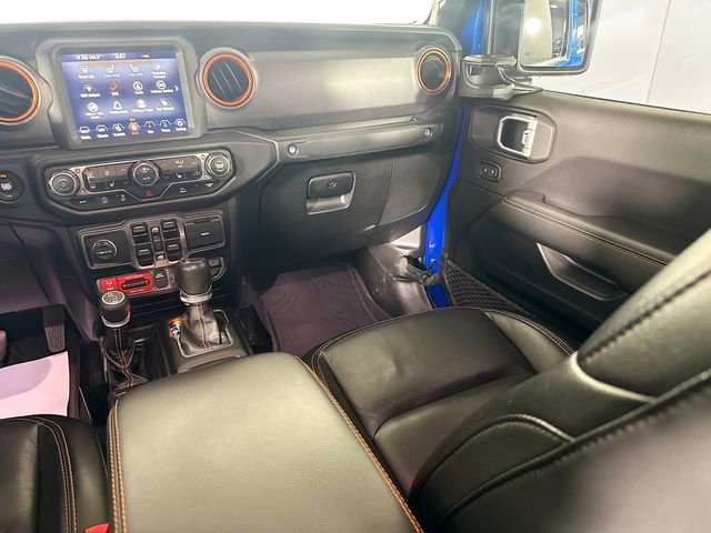 Used 2020 Jeep Gladiator Mojave w/ Dual Top Group image 24