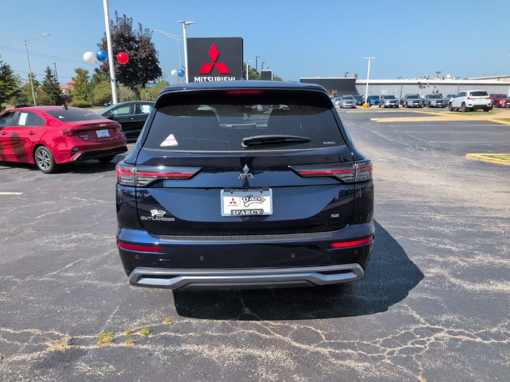 New 2026 Mitsubishi Outlander SE AWD/4WD image 7