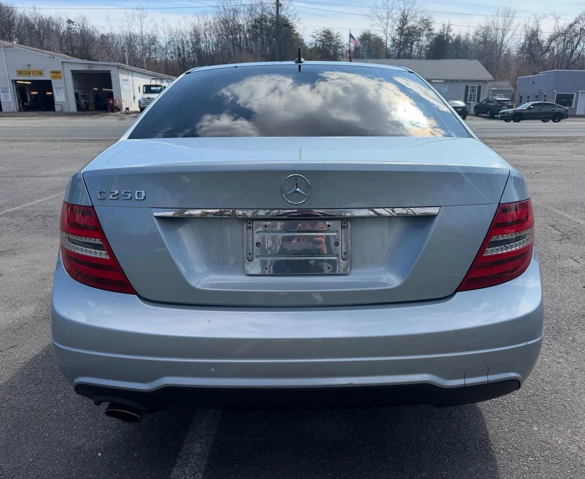 Used 2013 Mercedes-Benz C 250 Sedan image 9