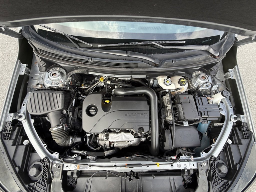 Used 2024 GMC Terrain SLE image 41