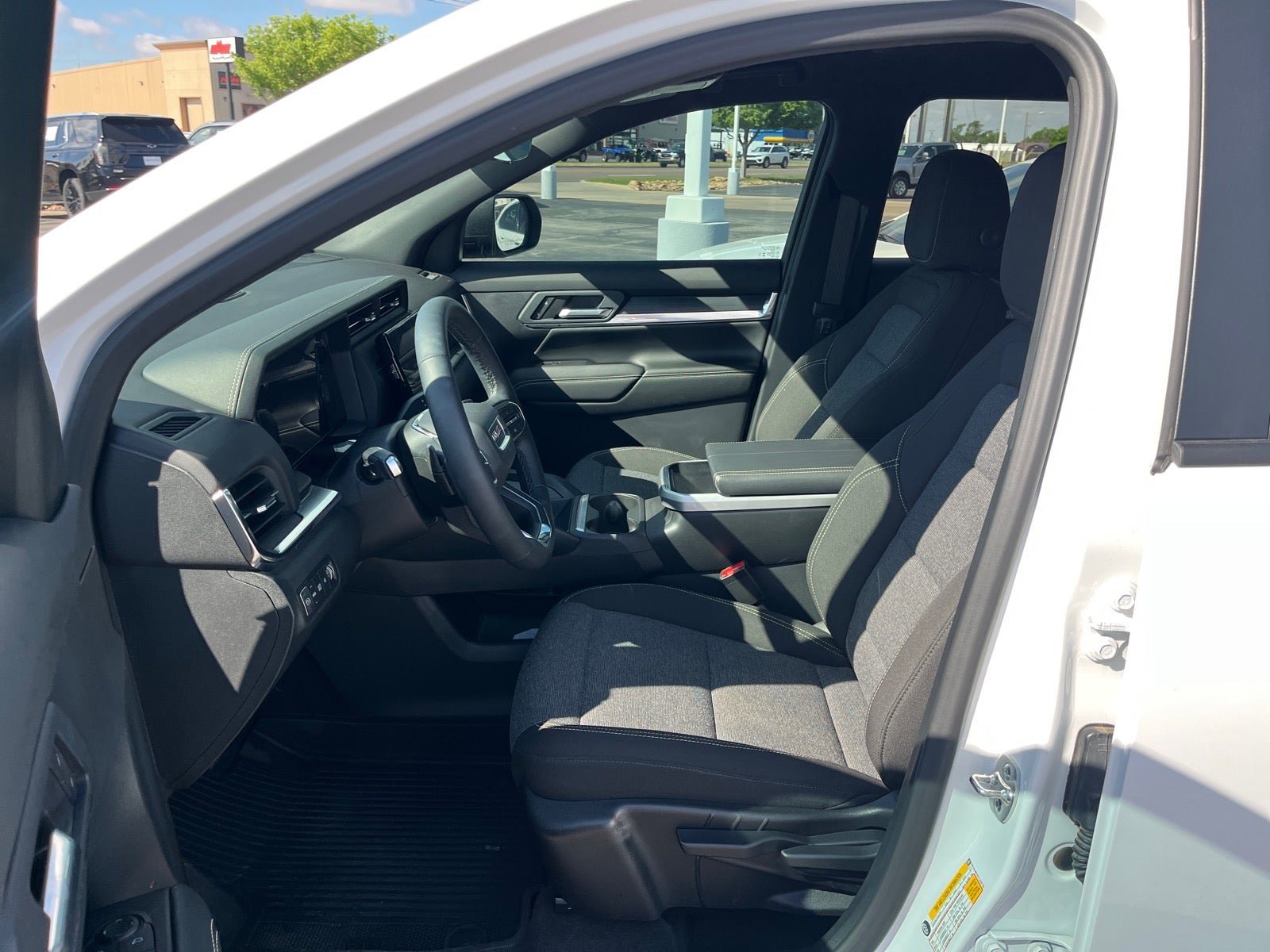 Used 2026 GMC Terrain Elevation w/ Technology Package II FWD image 11