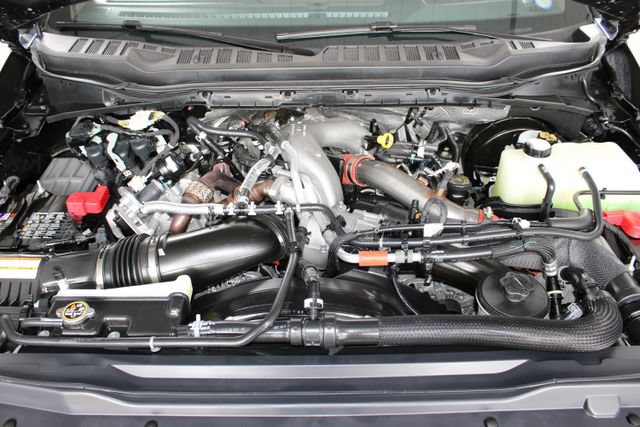 Used 2025 Ford F250 Platinum w/ Platinum Plus Package AWD/4WD image 34