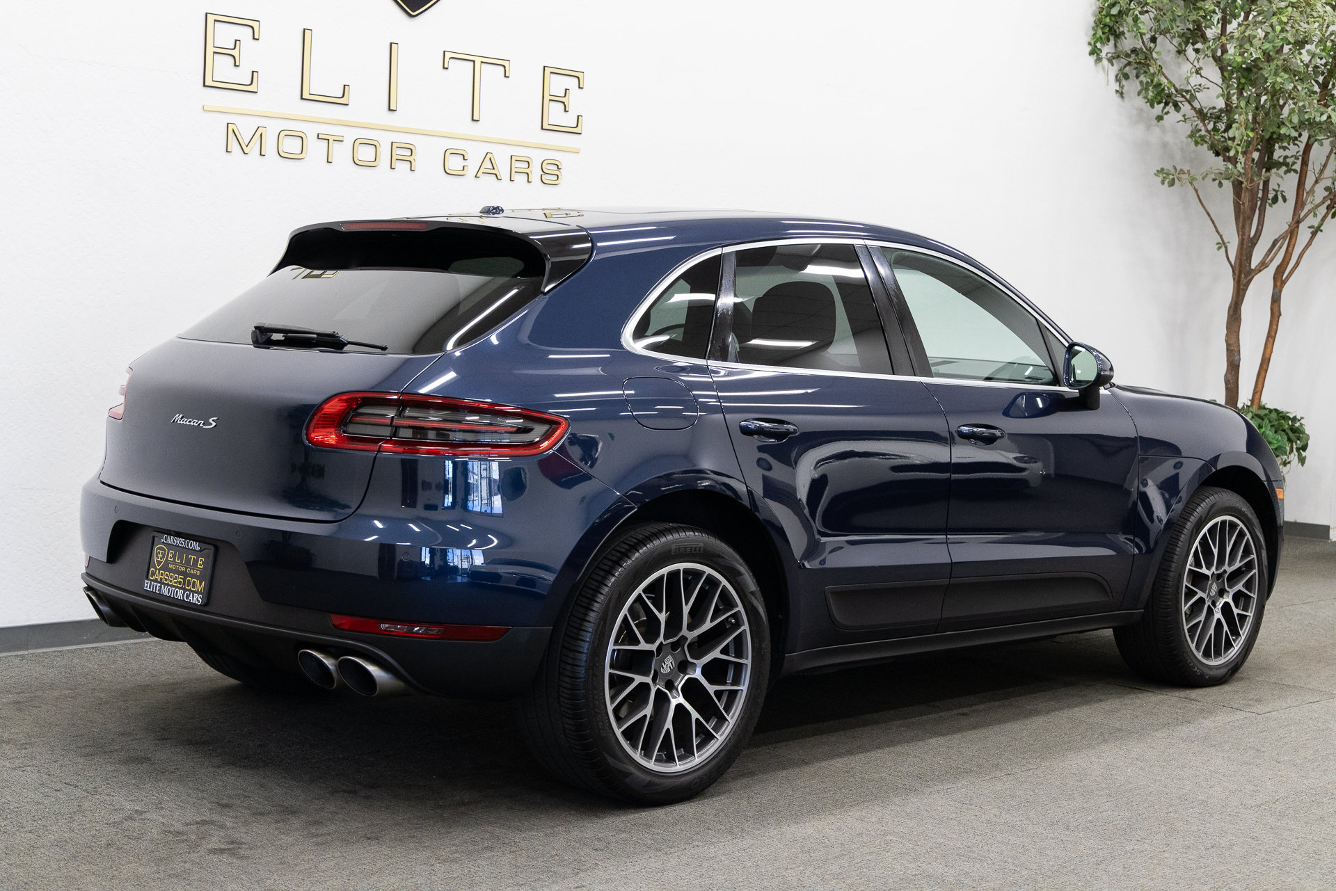 Used 2015 Porsche Macan S AWD/4WD image 11