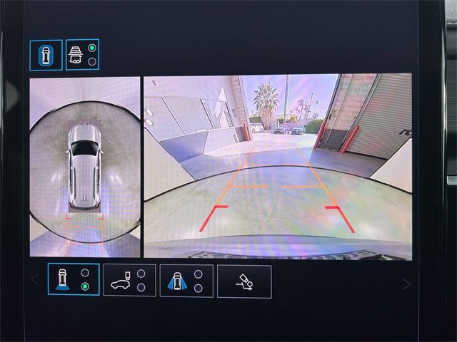 Used 2025 GMC Acadia Elevation image 15