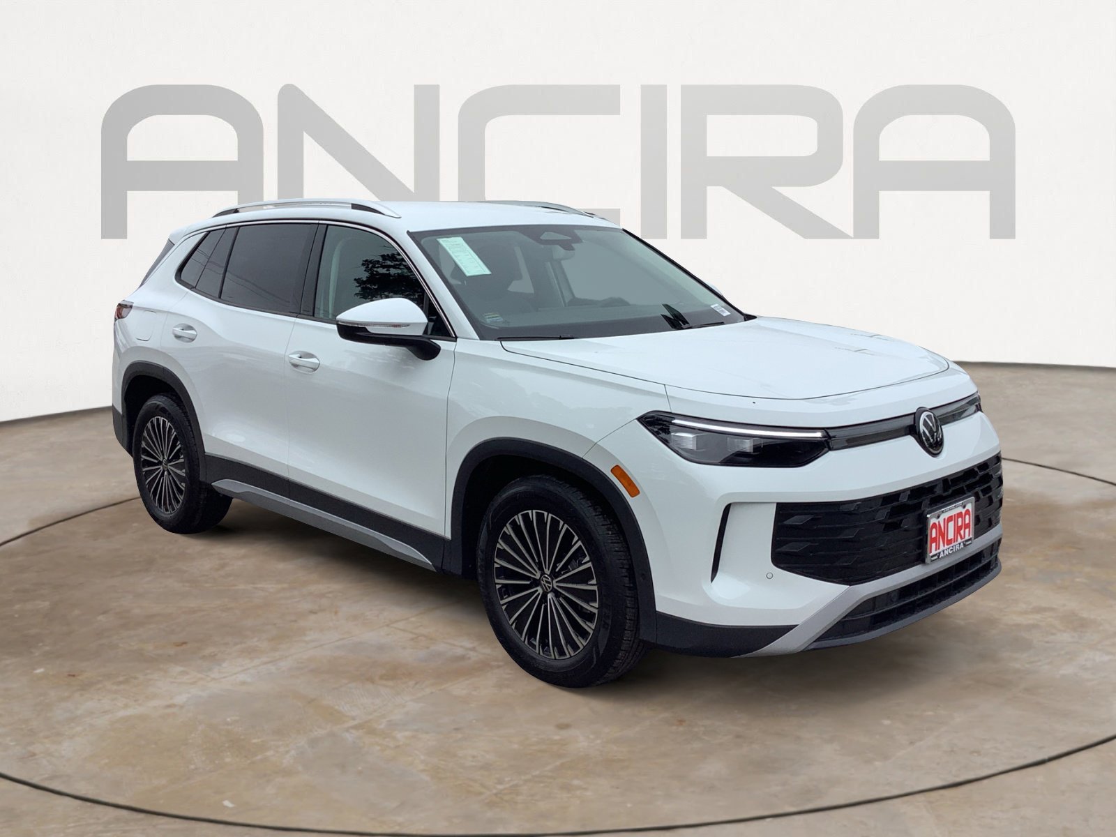 New 2026 Volkswagen Tiguan S FWD image 2