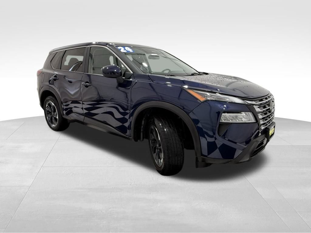 Used 2024 Nissan Rogue SV image 7