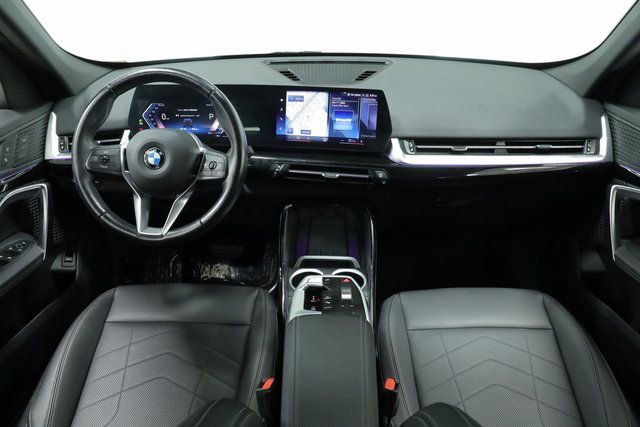 Used 2023 BMW X1 xDrive28i image 9