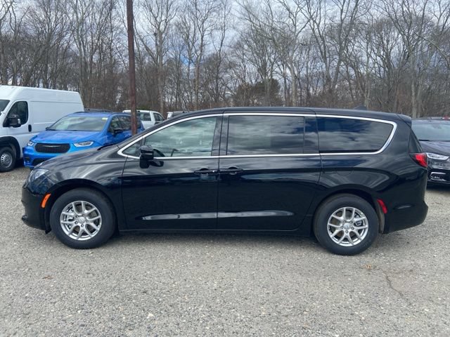 New 2026 Chrysler Voyager LX FWD image 3